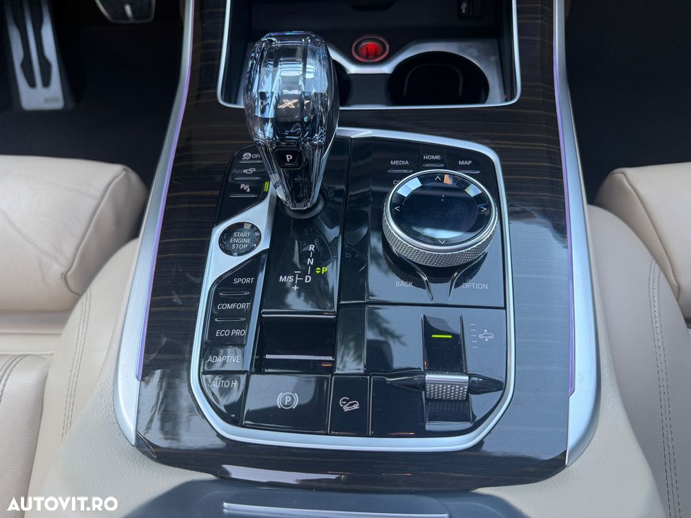 BMW X7 xDrive40d - 13