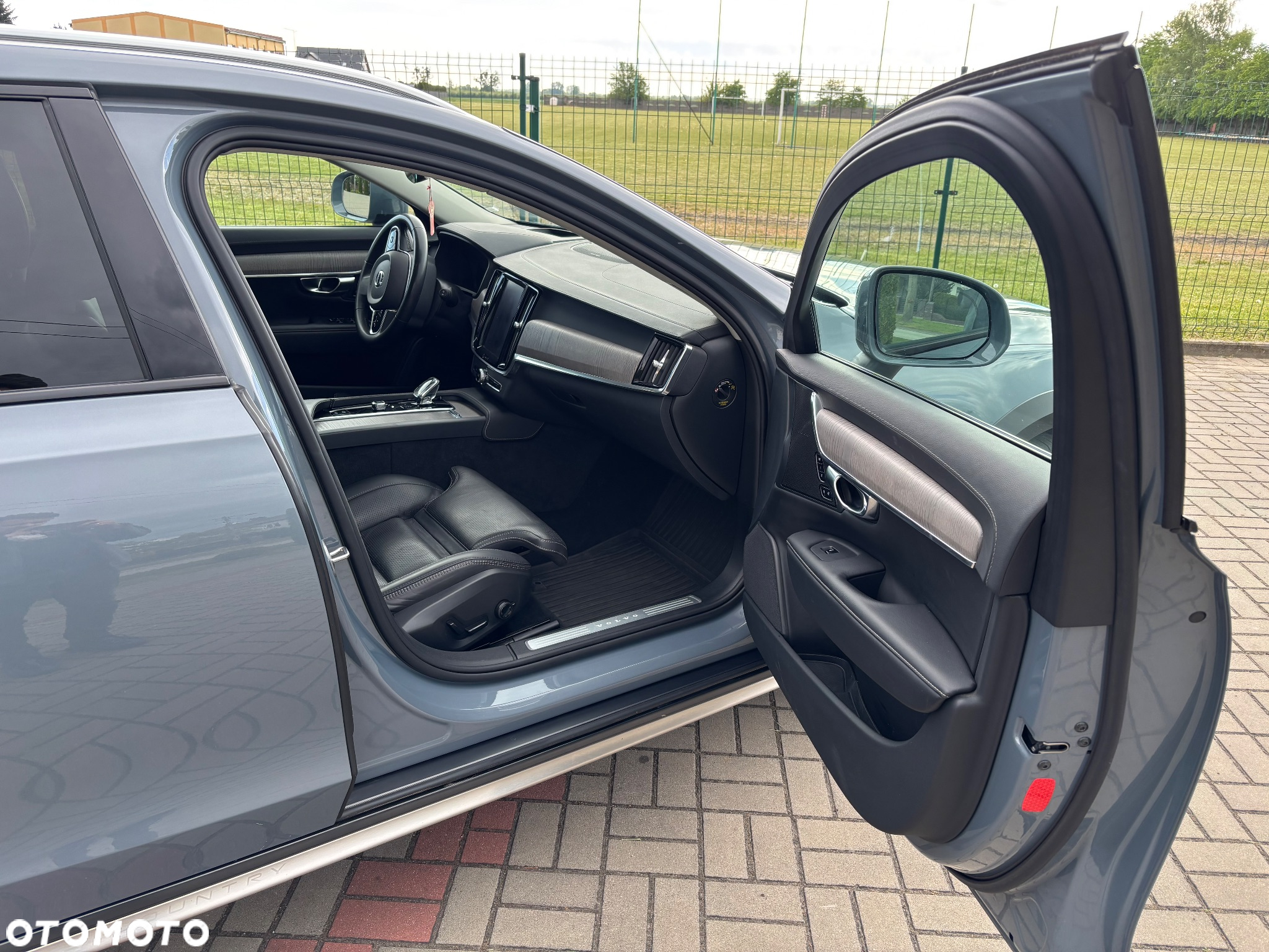 Volvo V90 Cross Country D5 AWD Pro - 6