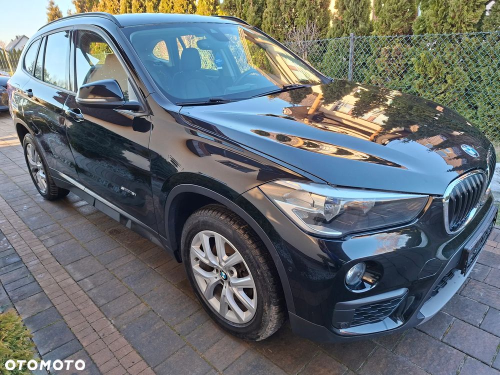 BMW X1 sDrive18i - 1