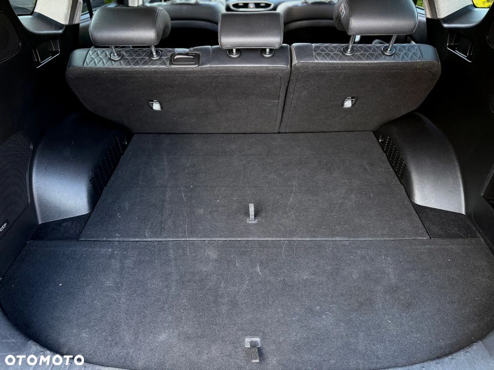 Hyundai Santa Fe - 23
