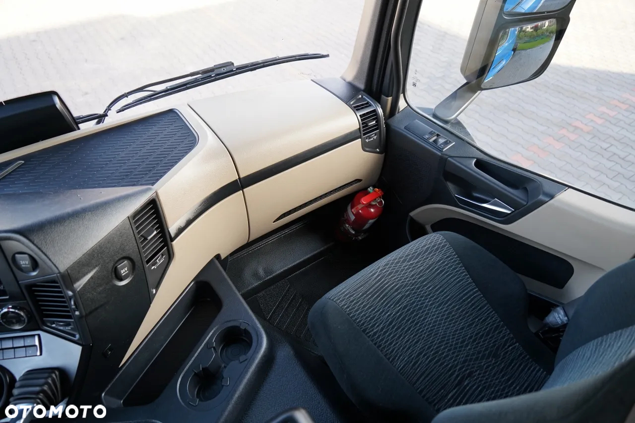 Mercedes-Benz ACTROS 1843 / PEŁNY ADR / ALUFELGI / EURO 6 / PO KONTRAKCIE SERWISOWYM / SPROWADZONY - 31