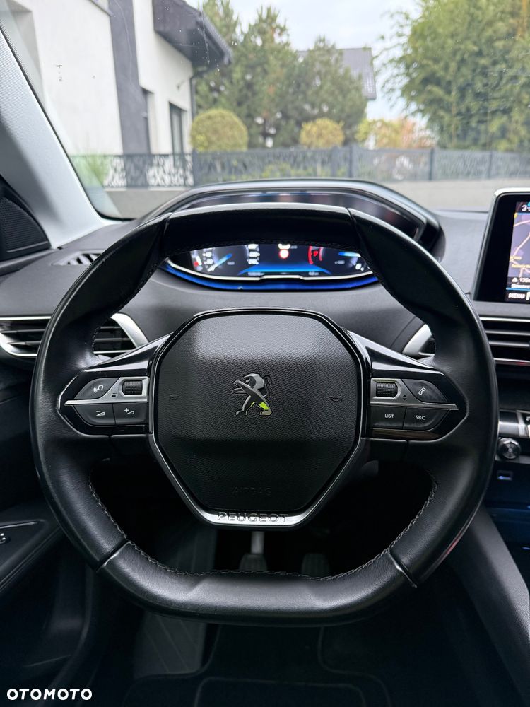 Peugeot 5008 - 31