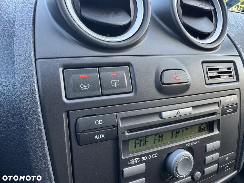 Ford Fiesta 1.4 Fun - 22