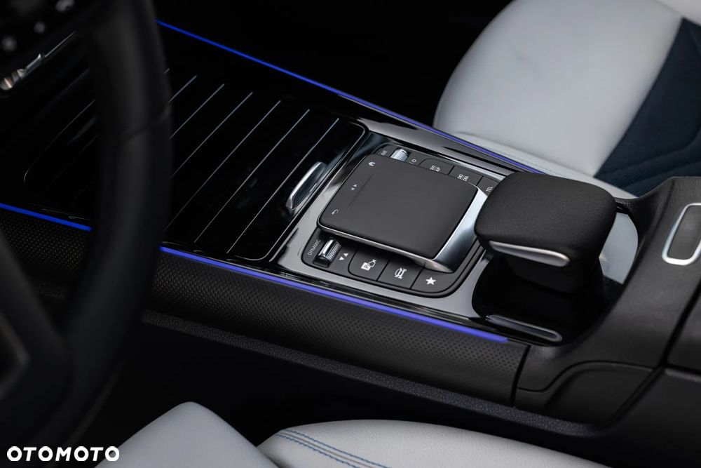 Mercedes-Benz GLB 200 Style 7G-DCT - 22