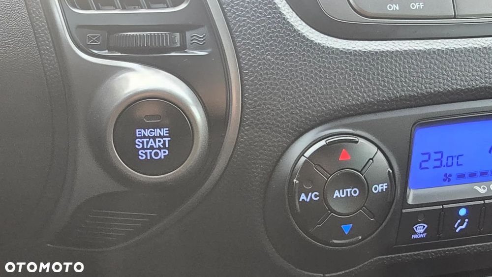 Hyundai ix35 1.7 CRDi 2WD Fifa World Cup Edition - 21