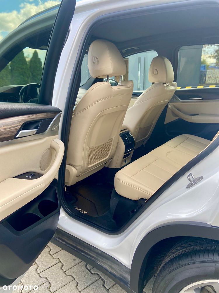 BMW X3 xDrive30i Luxury Line - 21