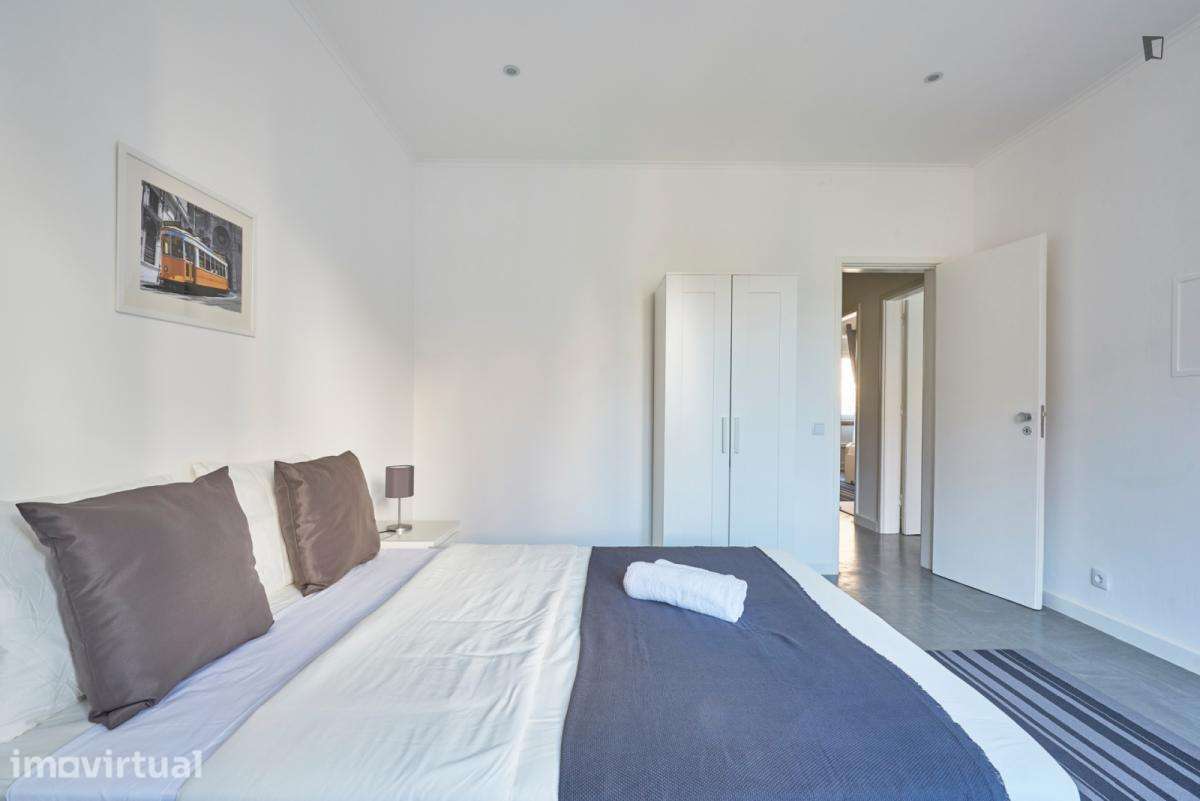 Quarto - localizado em Picoas Lisbon - Grande imagem: 4/22