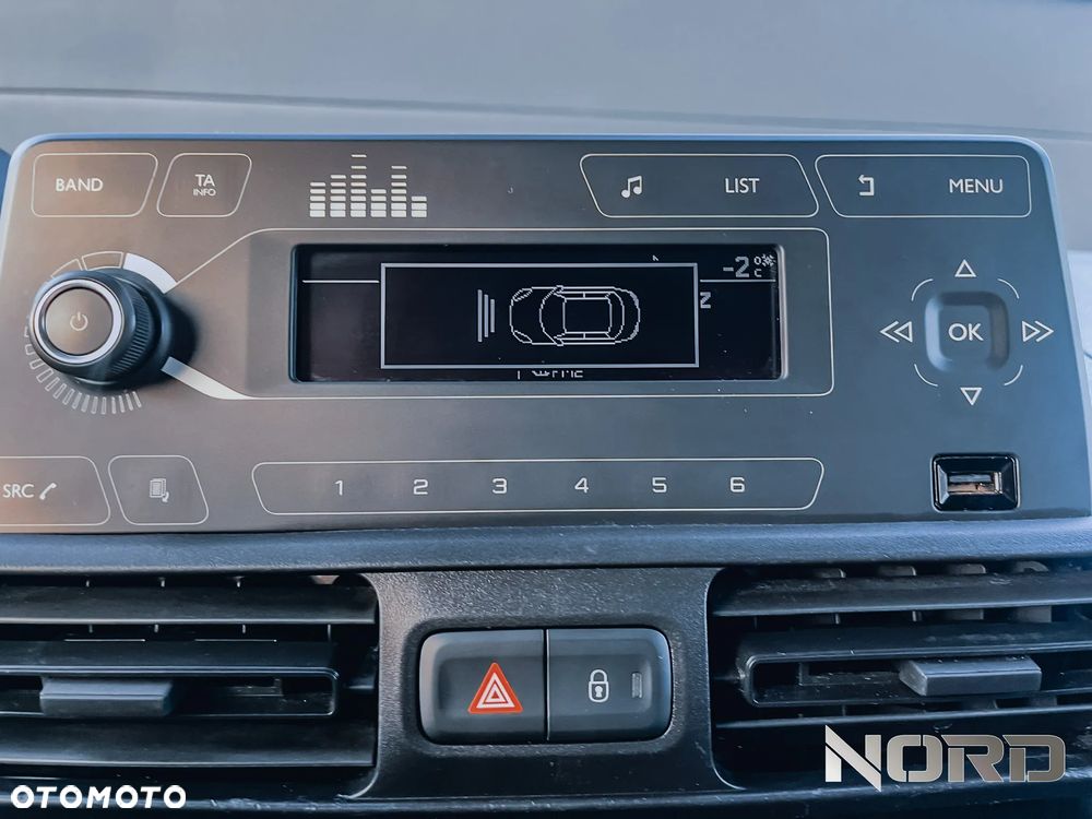 Peugeot Partner 4x4 Long Asphalt - 20