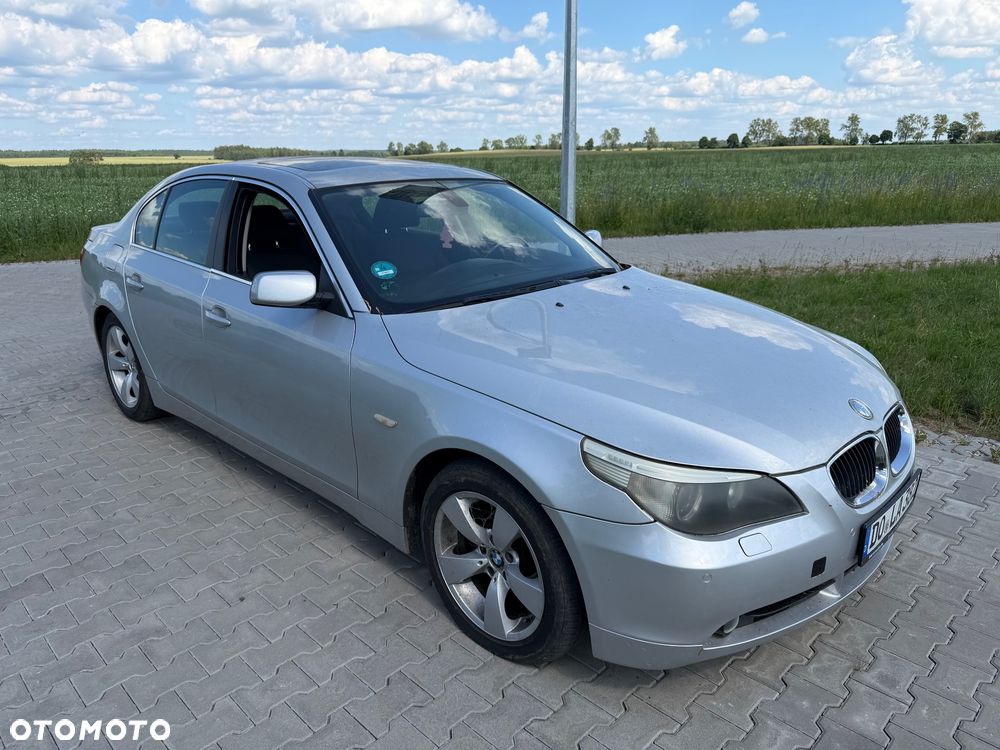BMW Seria 5 525d - 2