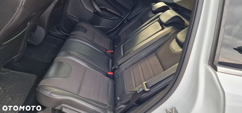 Ford Kuga 2.0 TDCi 4WD Titanium - 12