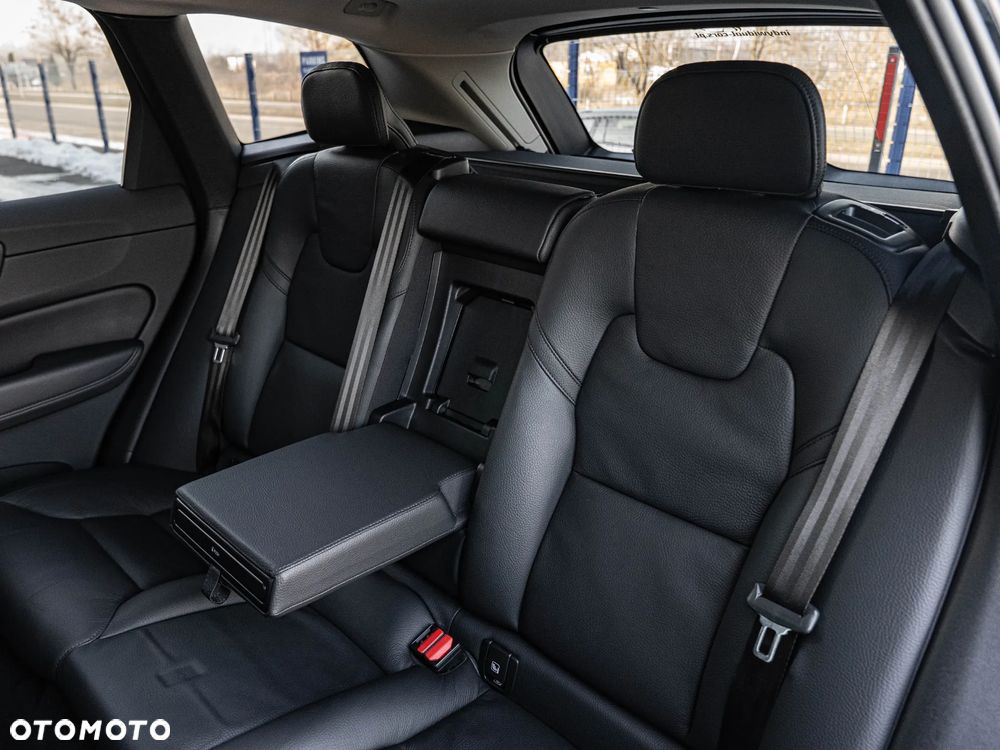 Volvo XC 60 B4 D Geartronic Inscription - 28