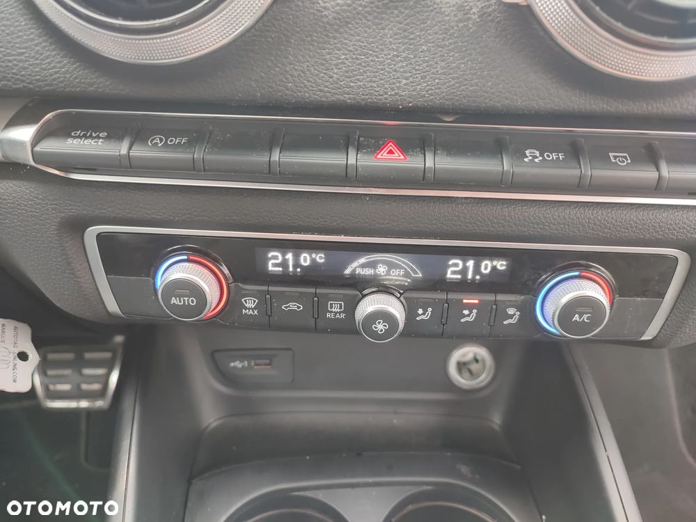 Audi A3 Sportback 2.0 TDI (clean diesel) quattro S tronic S line Sportpaket - 17