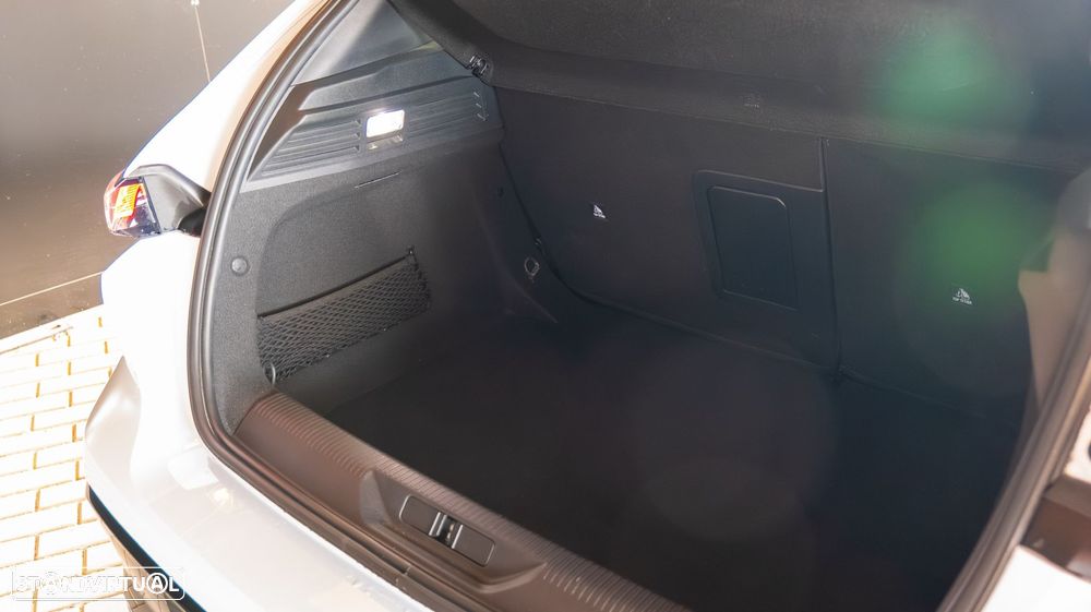 Peugeot 308 PureTech 130 EAT8 GT - 9