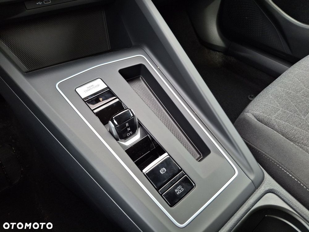 Volkswagen Golf - 13