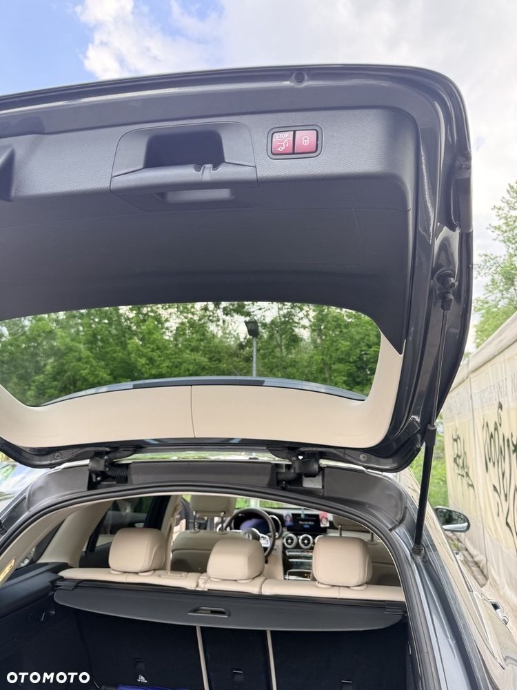 Mercedes-Benz GLC 200 4-Matic - 21
