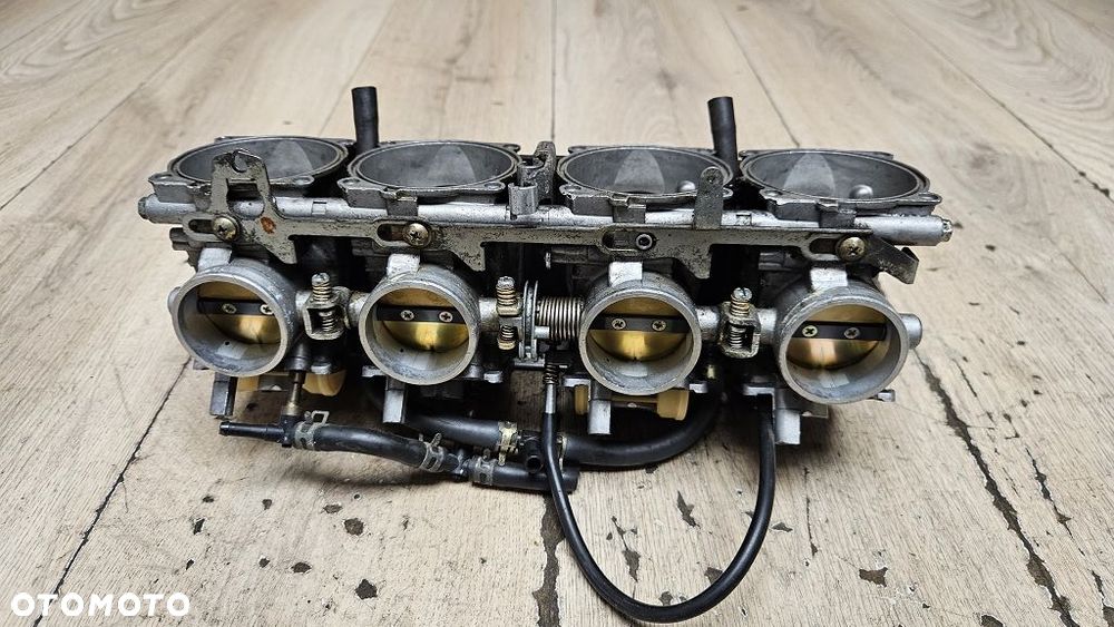 Gaźnik gaźniki Kawasaki ZZR1100 - 7