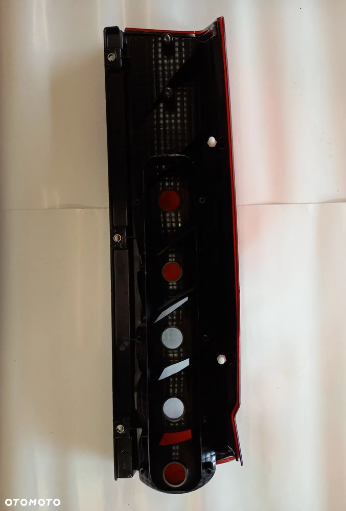 LAMPA TYLNA IVECO DAILY 14-  NOWA - 2