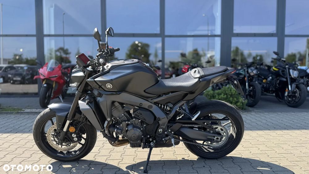 Yamaha MT - 4