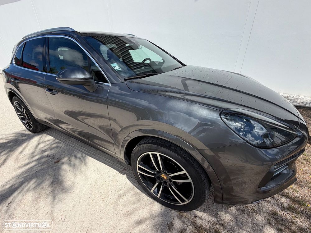 Porsche Cayenne Platinum Edition - 23