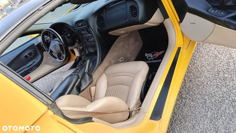 Chevrolet Corvette Convertible 5.7 - 10