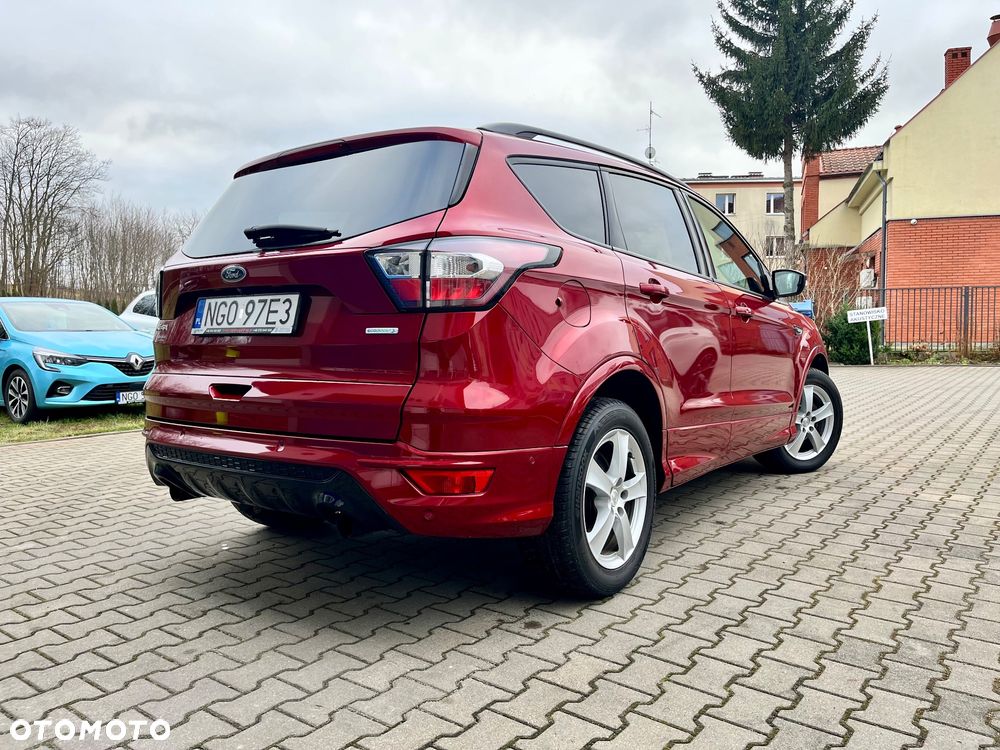 Ford Kuga - 2