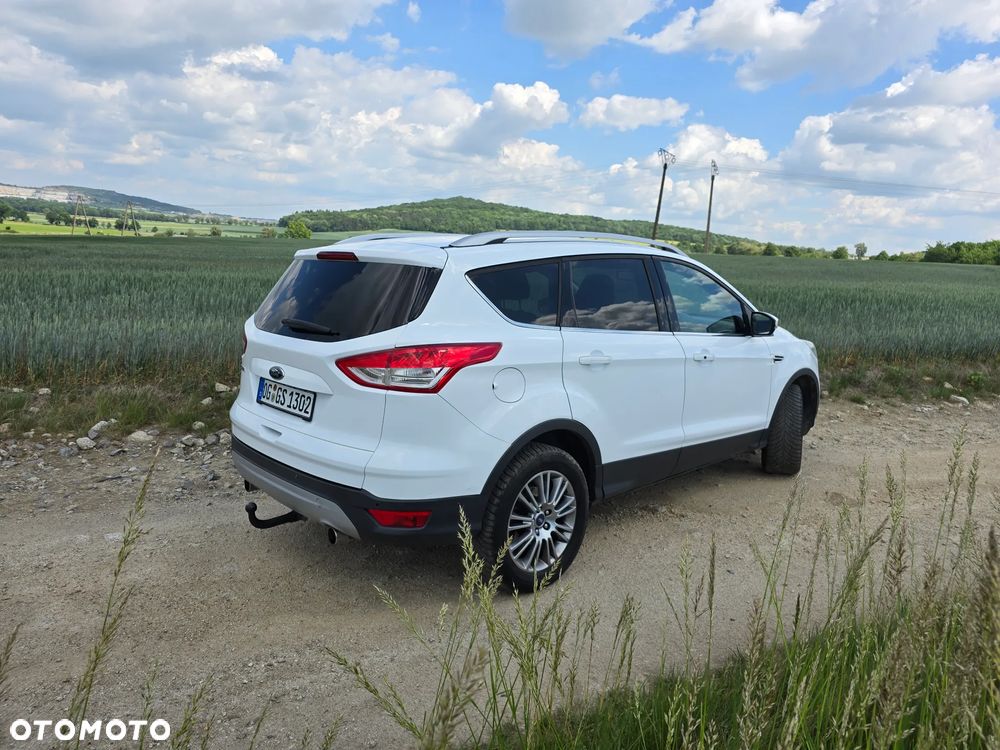 Ford Kuga 2.0 TDCi 4WD Titanium - 4