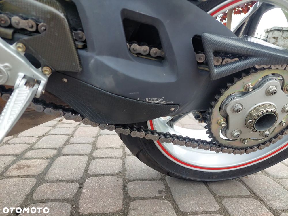 MV AGUSTA Brutale - 9