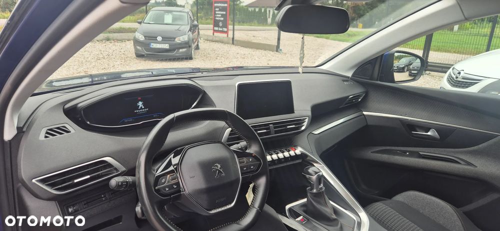 Peugeot 3008 1.2 PureTech Active Pack S&S - 38
