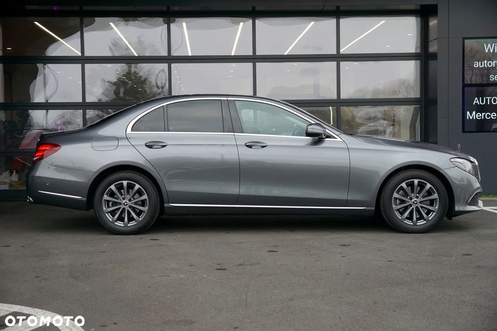 Mercedes-Benz Klasa E 220 d 4-Matic 9G-TRONIC - 7
