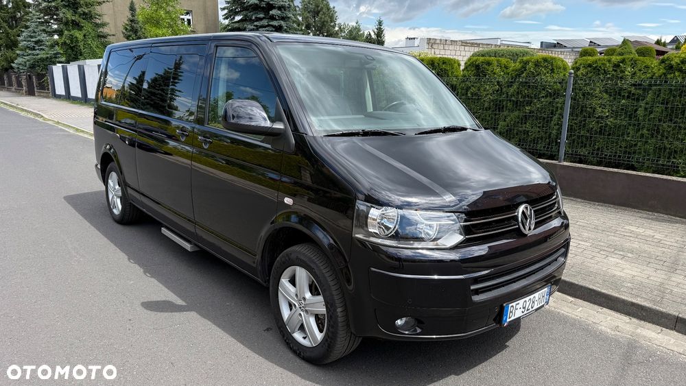 Volkswagen Multivan - 1