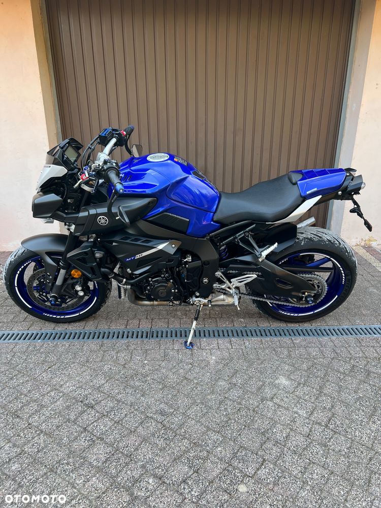 Yamaha MT - 24