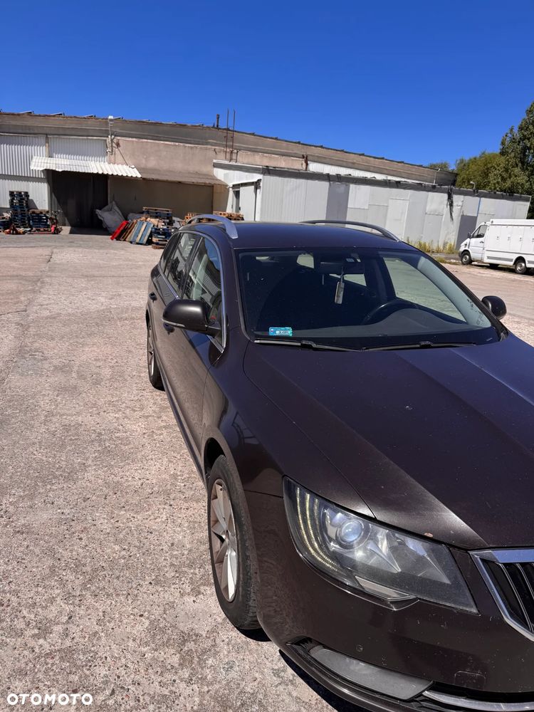 Skoda Superb 2.0 TDI Ambition - 3