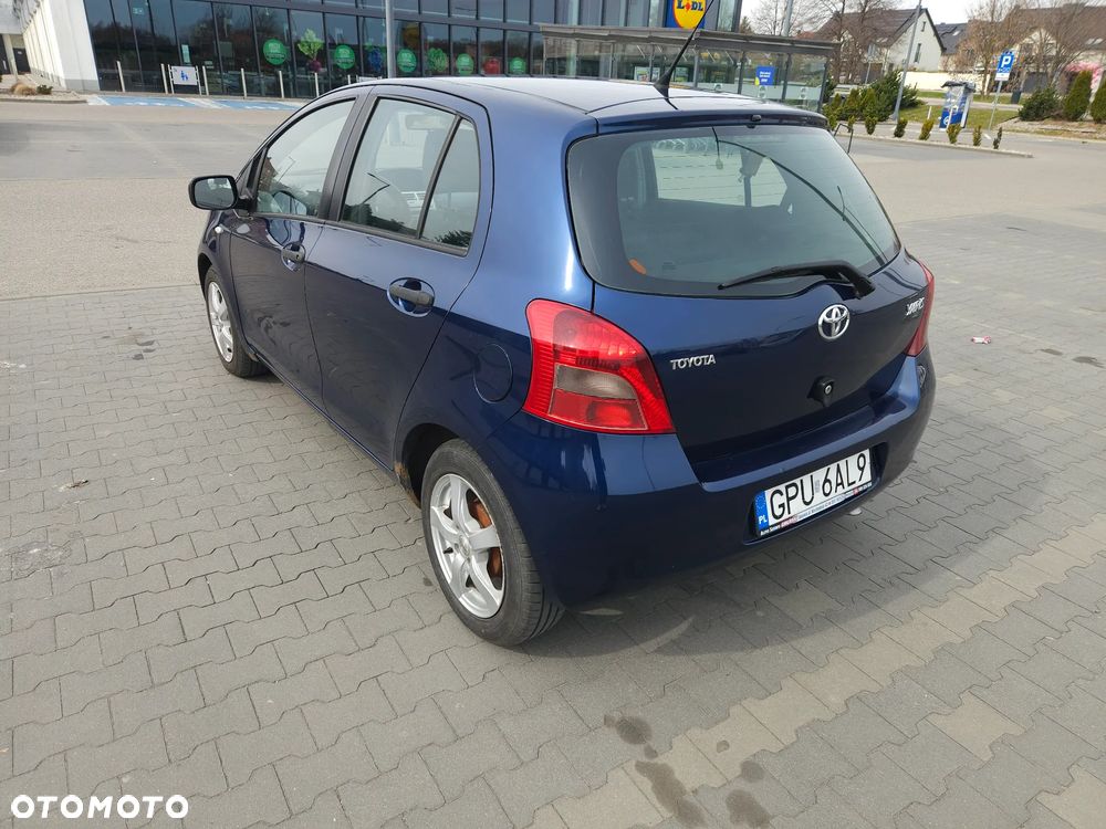 Toyota Yaris 1.3 Sol - 7