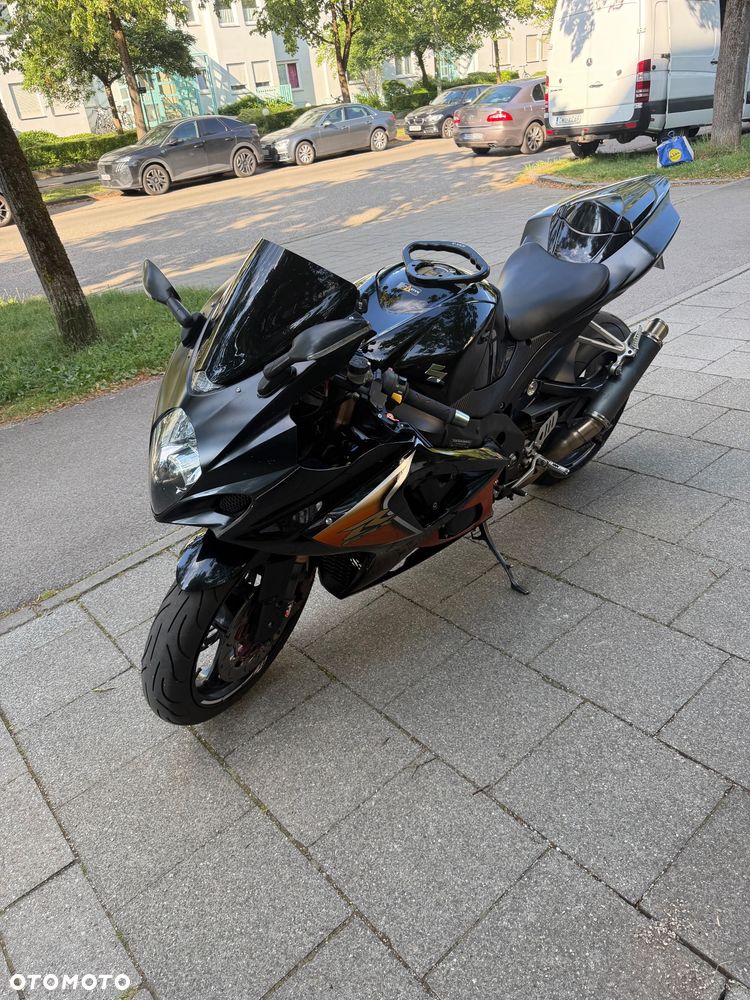 Suzuki GSX-R - 2