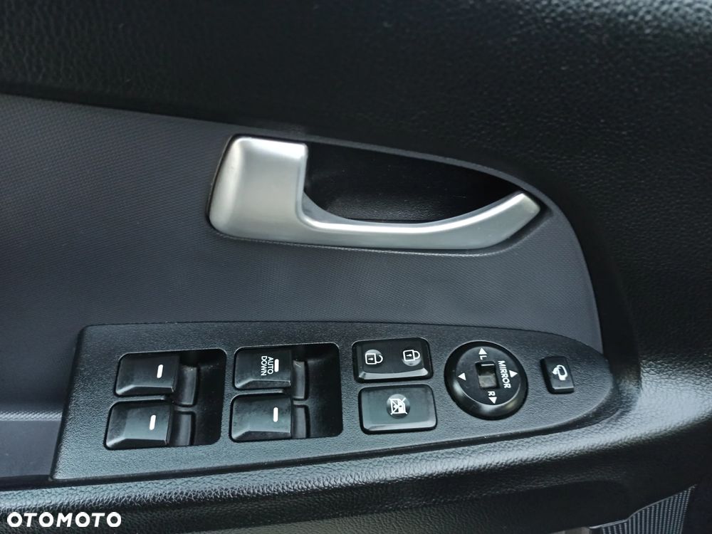 Kia Sportage 2.0 CRDI XL AWD - 12