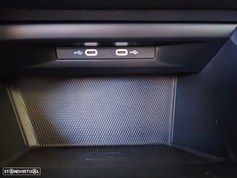 VW Golf 1.0 TSI Life - 28