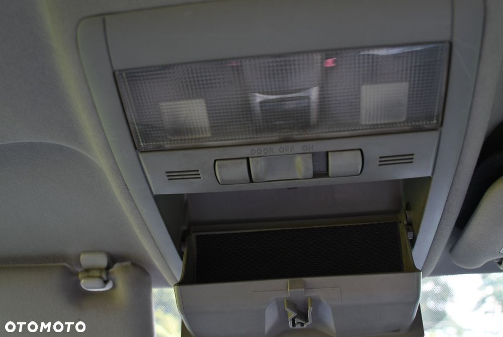 Toyota Prius - 11