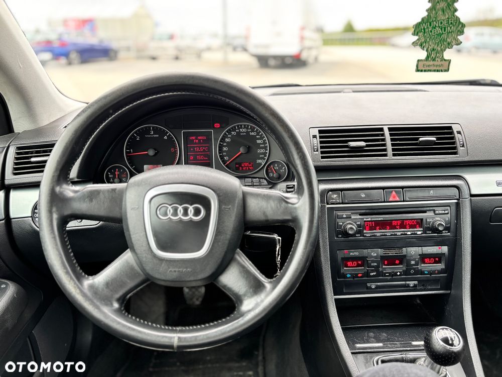 Audi A4 Avant 3.0 TDI quattro - 30
