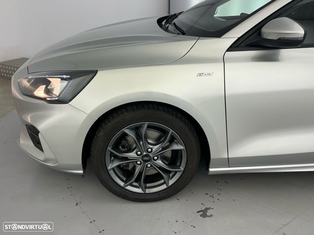 Ford Focus 1.0 EcoBoost ST-Line - 19