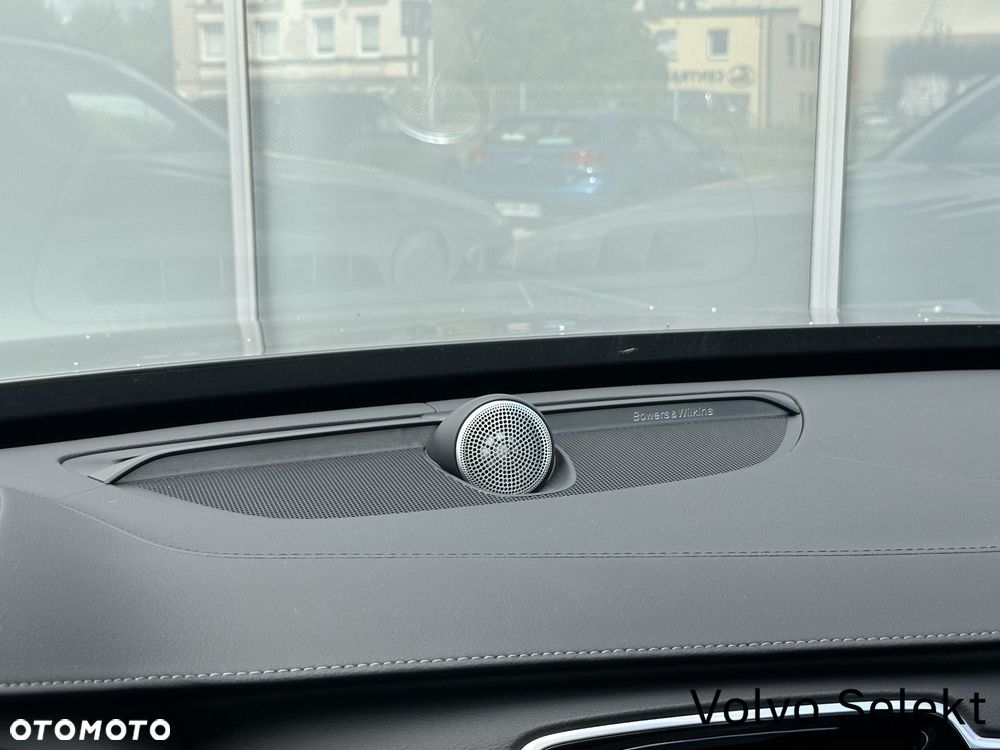 Volvo XC 90 - 35