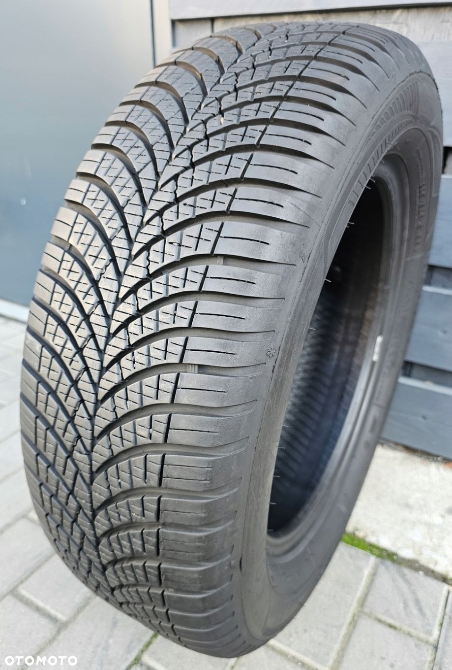 Goodyear Vector 4Seasons G3 205/60R16 96 V - 1