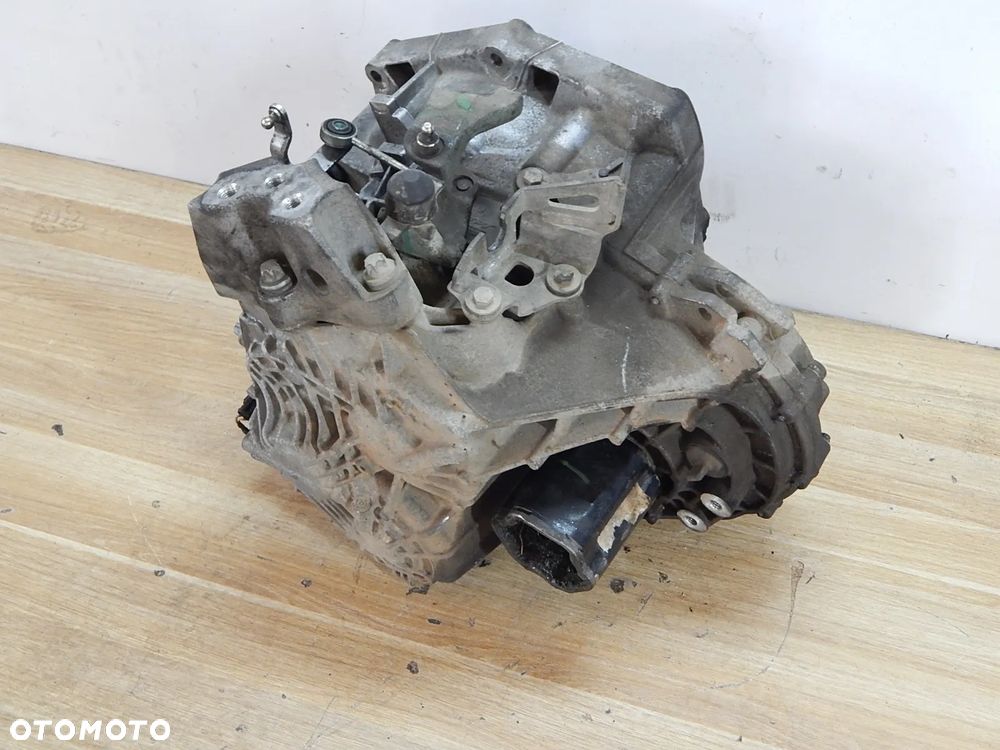 Skrzynia biegów 2.0 Mjet 4x4 Jeep Cherokee KL V 13-18 Łuków części - 2