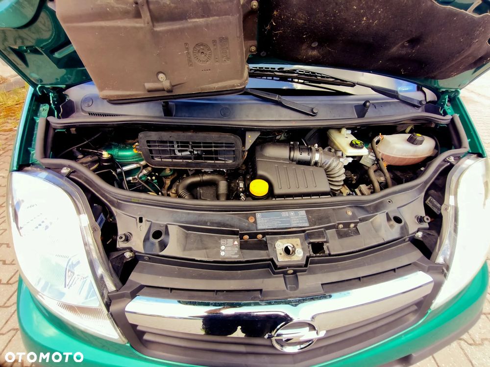 Opel VIVARO - 19