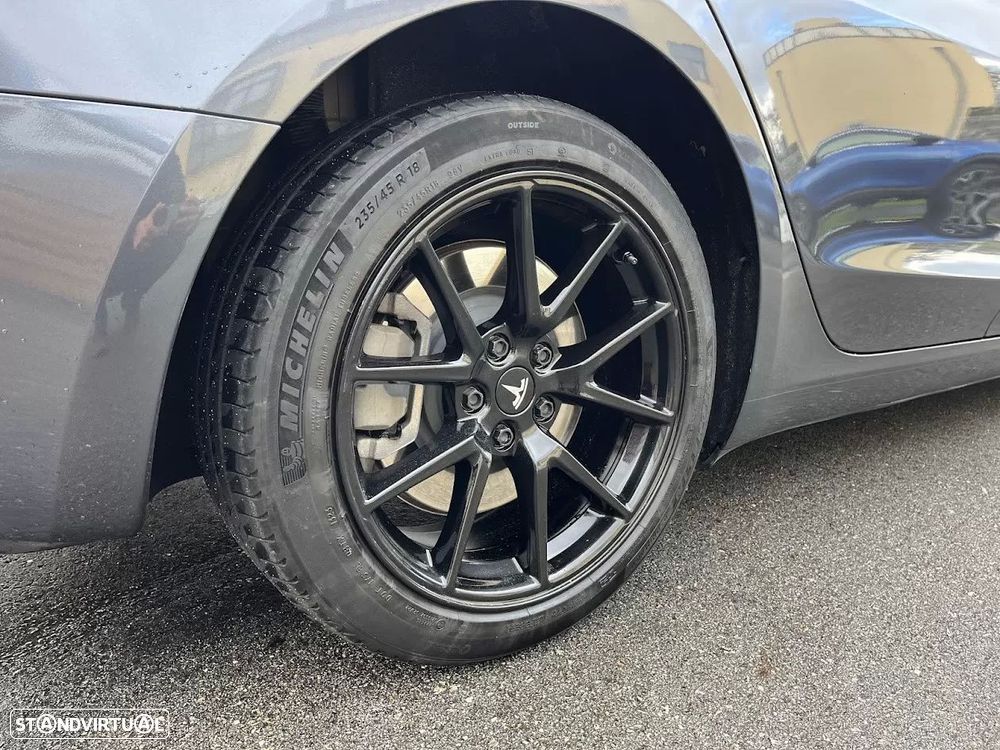 Tesla Model 3 Long Range Tração Traseira - 45