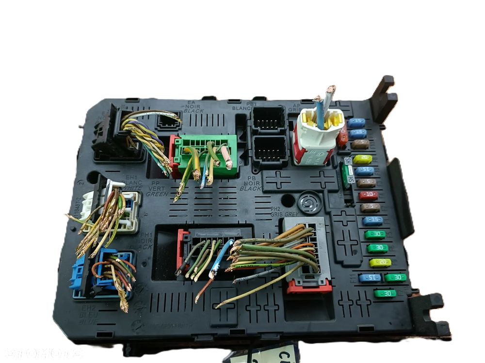 CITROEN JUMPY II 07-16 r. 2,0 HDI SKRZYNKA BEZPIECZNIKÓW 28119759-5 + - 2