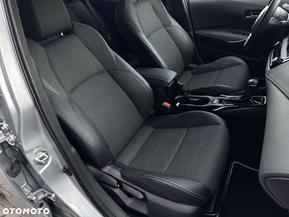 Toyota Corolla 1.8 Hybrid Style - 10