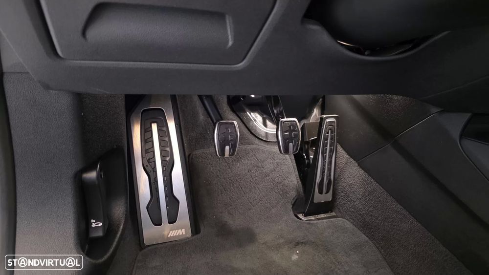 BMW 116 d Pack M - 33