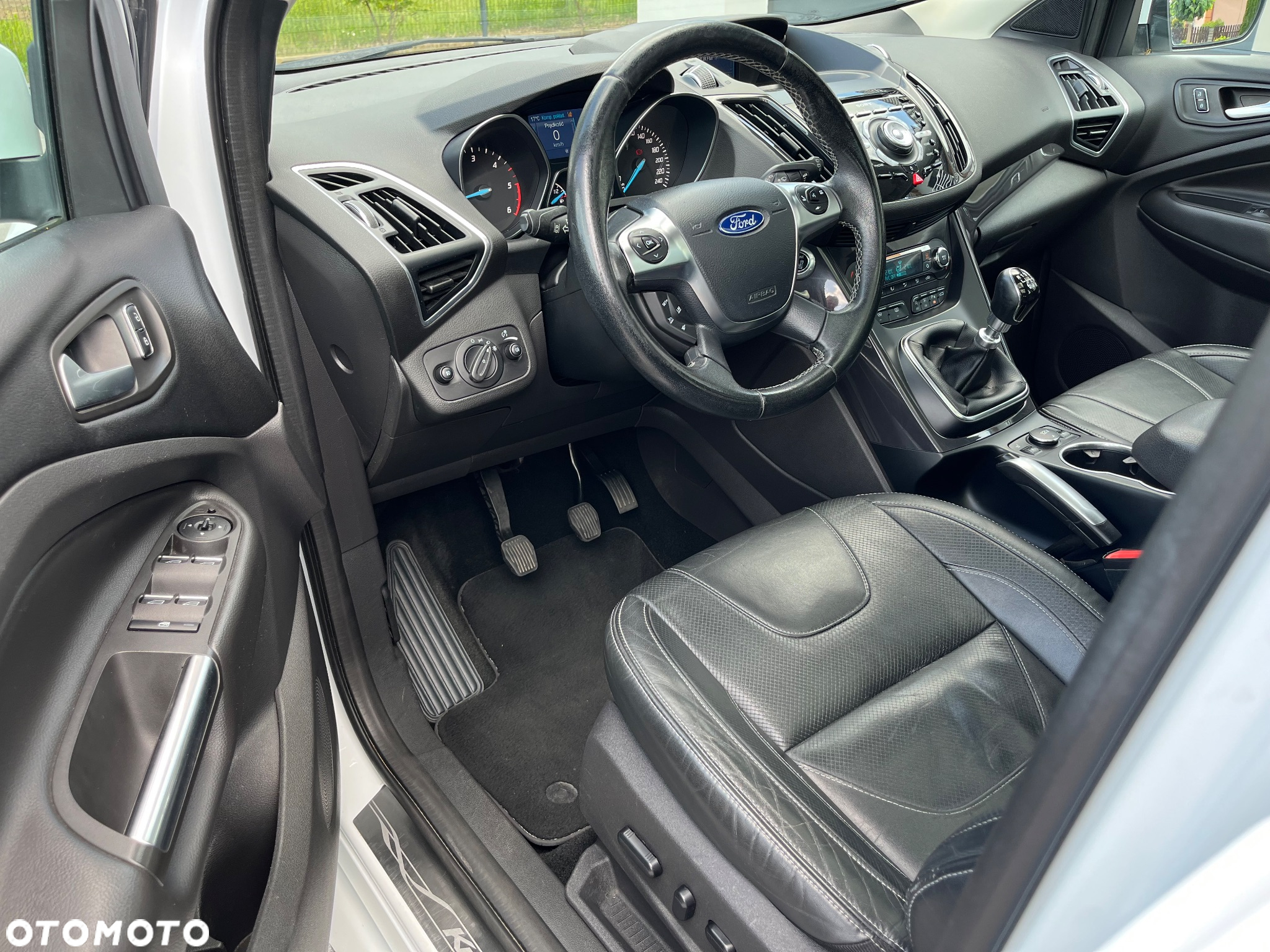 Ford Kuga 2.0 TDCi 4x4 Individual - 12