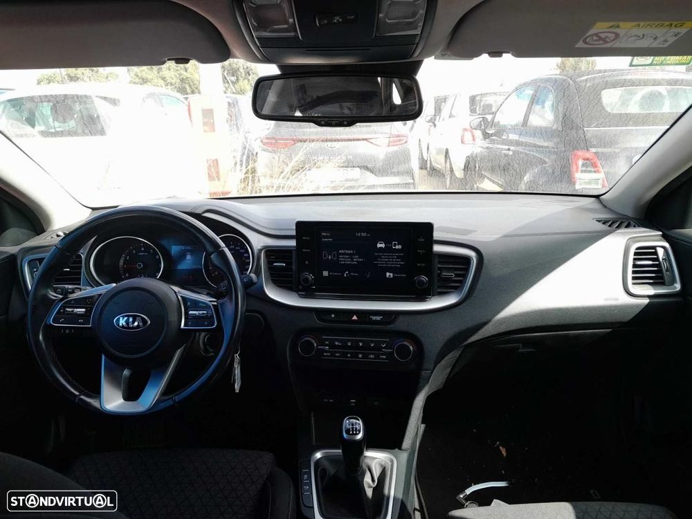 Kia Ceed 1.0 T-GDI Urban - 5