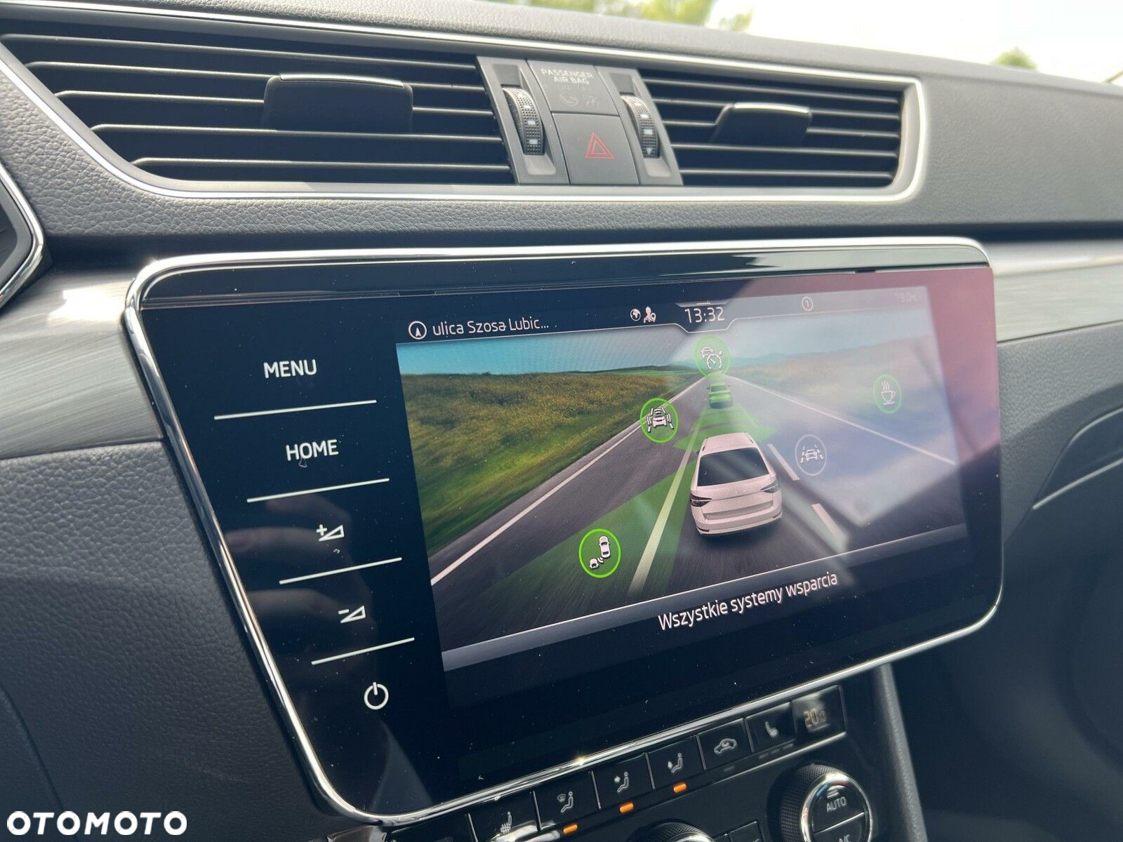 Skoda Superb 2.0 TDI SCR Style DSG - 28